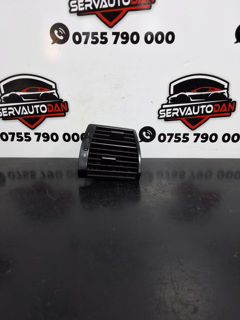 Grila aerisire bord BMW X5 (1999-2006) [E53] 3.0 Motorina 2006, 8402216 / DREAPTA