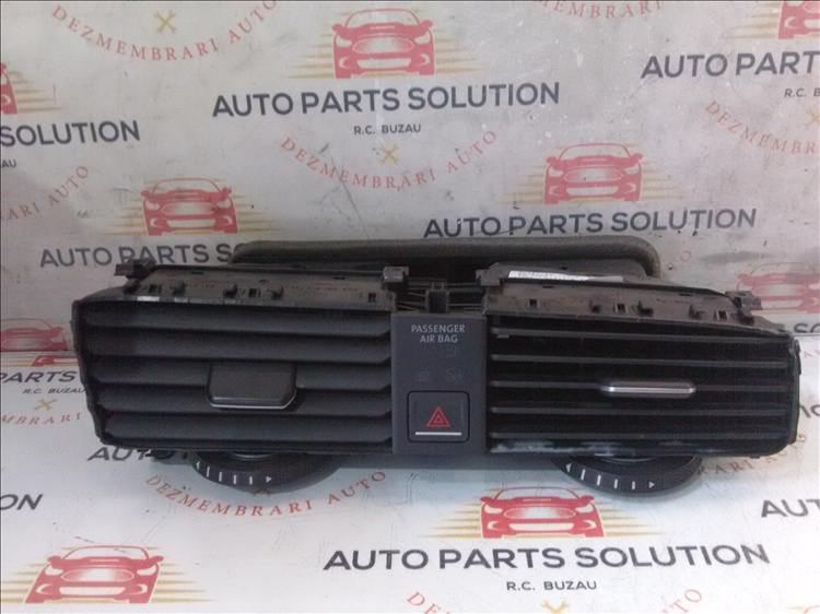 Grila aerisire bord centrala VW GOLF 7 1.6 TDI an fabr. 2017