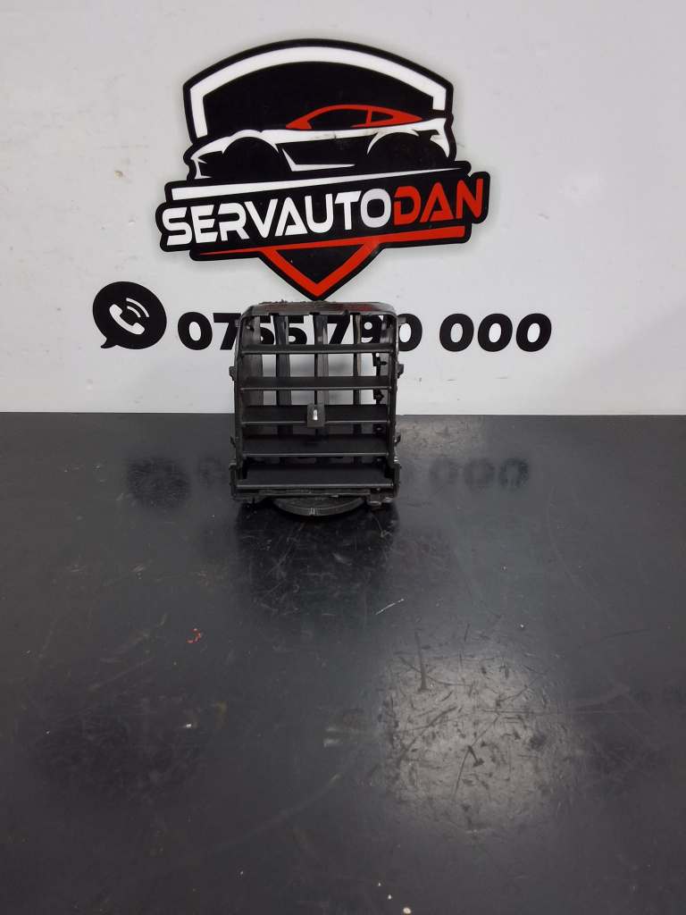 Grila aerisire bord Chrysler 300C (2006-2009) 3.0 Motorina 2008, -