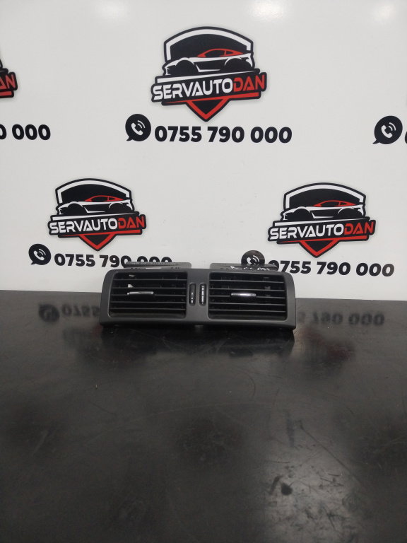Grila aerisire bord Mercedes-Benz R-Class (2006-2010) [w251 , v251] 3.0 Motorina 2006, A2518300554