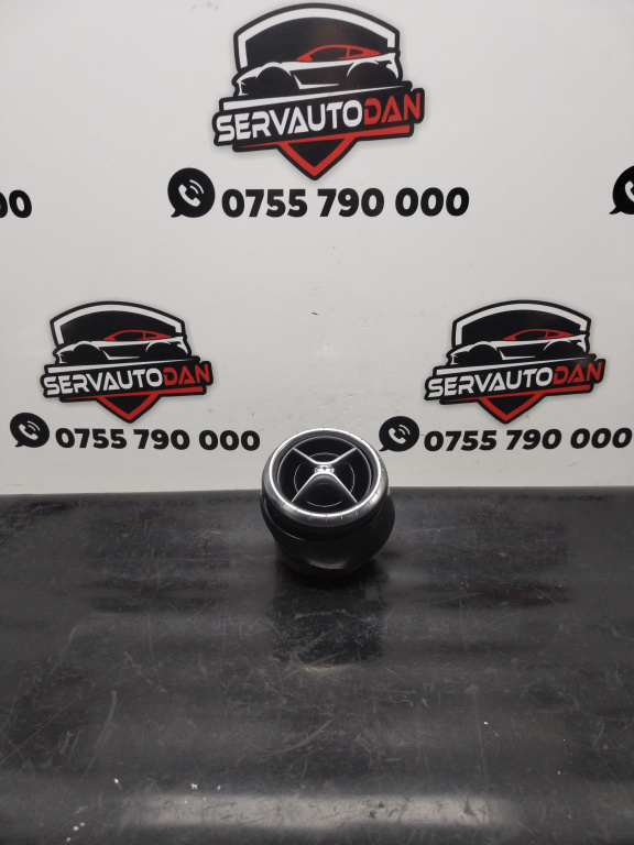 Grila aerisire bord Mercedes-Benz X-Class (2017-2020) [W470] 3.0 Motorina 2019, 68762-5XA0A / A4708300500