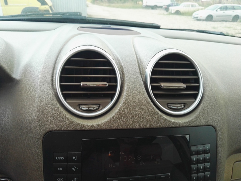 Grila aerisire bord Mercedes ML W164 motor 3.0 Diesel