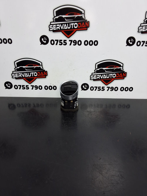 Grila aerisire bord Seat Exeo (2008-2013) 2.0 Motorina 2012, STANGA / 3R0820901