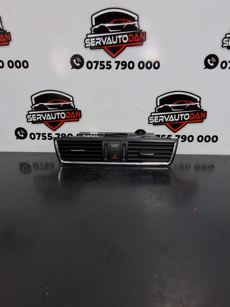 Grila aerisire bord Skoda Rapid (2012-2017) 1.6 Motorina 2014, 5JA820951B / CENTRU