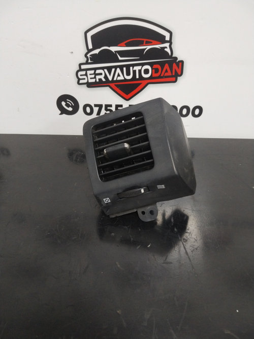 Grila aerisire bord Toyota Land Cruiser (2002-2010) 3.0 Motorina 2008, 655642-0150 / DREAPTA / VOLAN...
