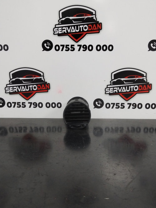 Grila aerisire bord Volkswagen Caddy 3 (2004-2010) 1.9 Motorina 2007, DREAPTA MIJLOC / 2K0819703B