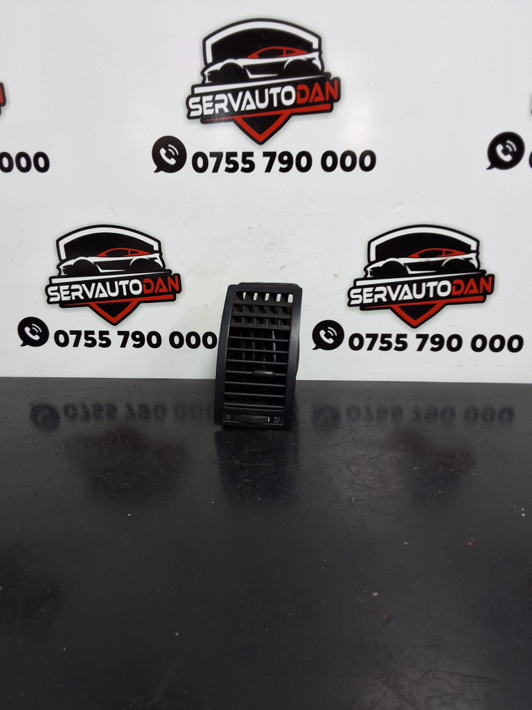 Grila aerisire bord Volkswagen Polo 4 (2001-2005) 1.6 Motorina 2004, STANGA / VOLAN STANGA / 6Q0819703