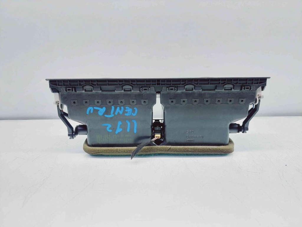 Grila aerisire centrala Audi A4 (8E5, B6) Avant [Fabr 2001-2004] 8E0820951H
