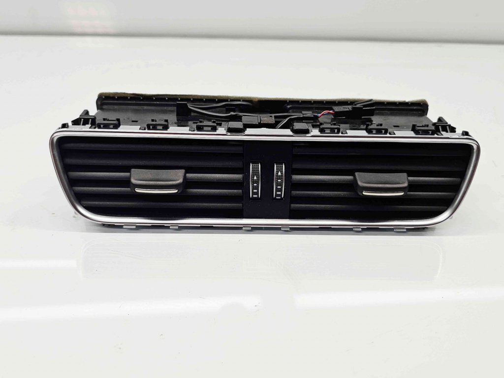 Grila aerisire centrala Audi A5 (8T3) [Fabr 2007-2015] 8T2820951E