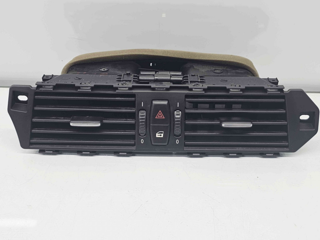 Grila aerisire centrala Bmw 5 (E60) [Fabr 2004-2010] 7009275