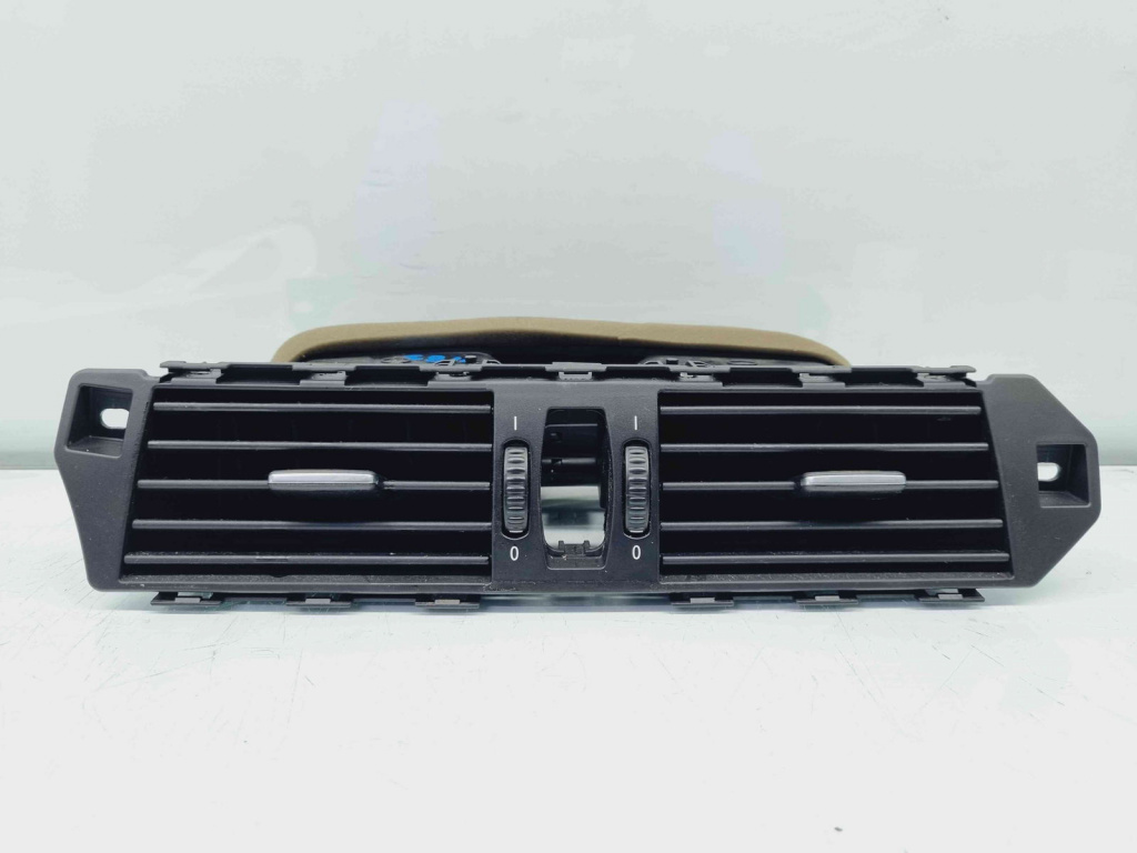Grila aerisire centrala Bmw 5 (E60) [Fabr 2004-2010] 9112206