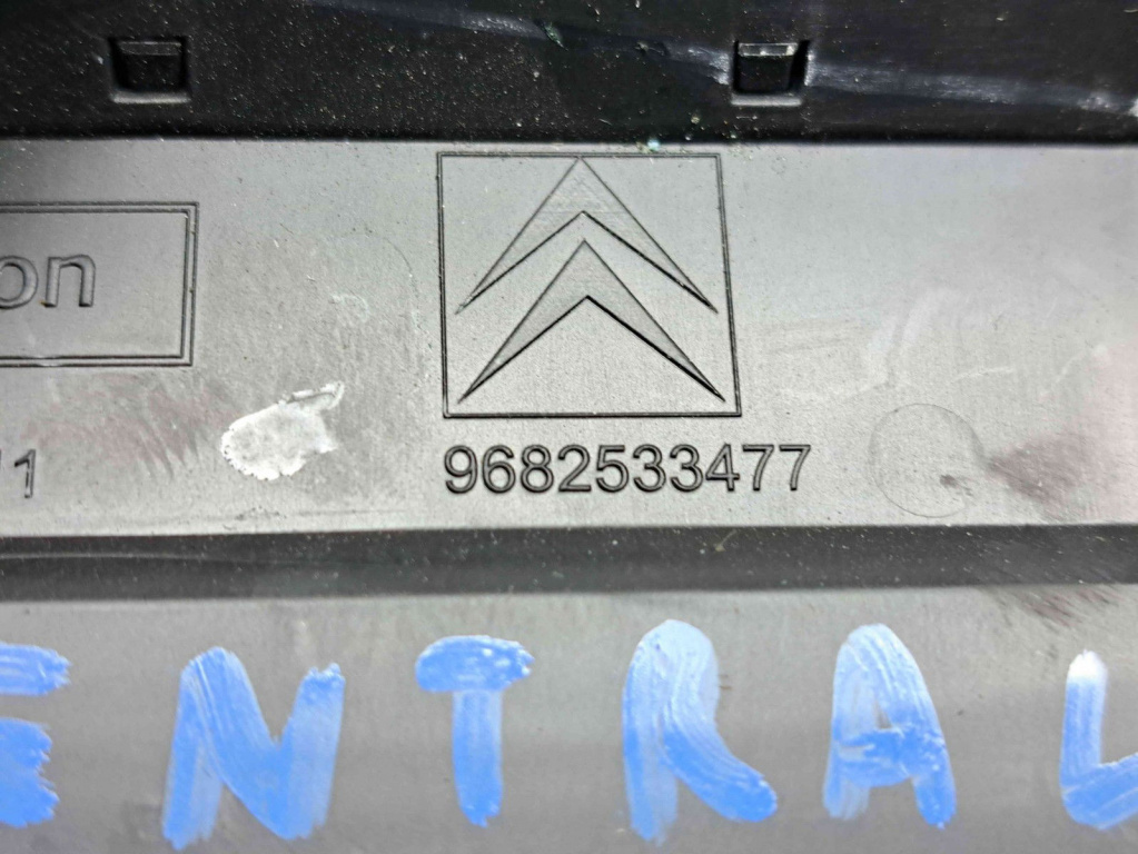 Grila aerisire centrala Citroen C5 (III) [Fabr 2008-2017] 9682533477