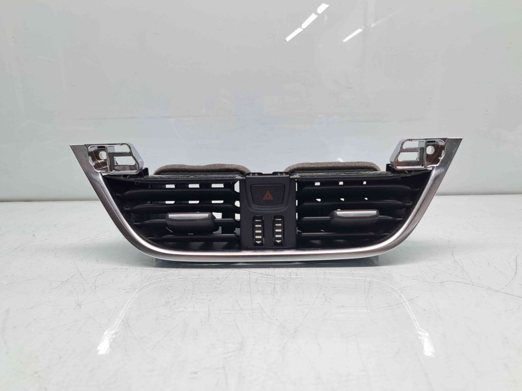 Grila aerisire centrala Ford Fiesta 8 [Fabr 2017-2025] H1BB-19K617-AEW