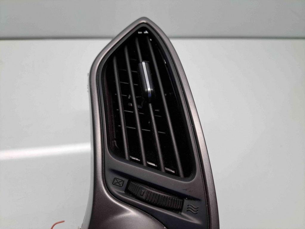 Grila aerisire centrala Hyundai ix35 (LM) [Fabr 2010-2017] STANGA