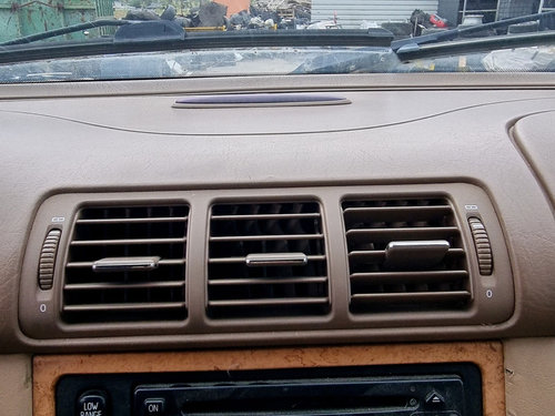 Grila aerisire centrala Mercedes Clasa ML (W163) [Fabr 1998-2005] 2.7 CDI 612963 120KW / 163CP