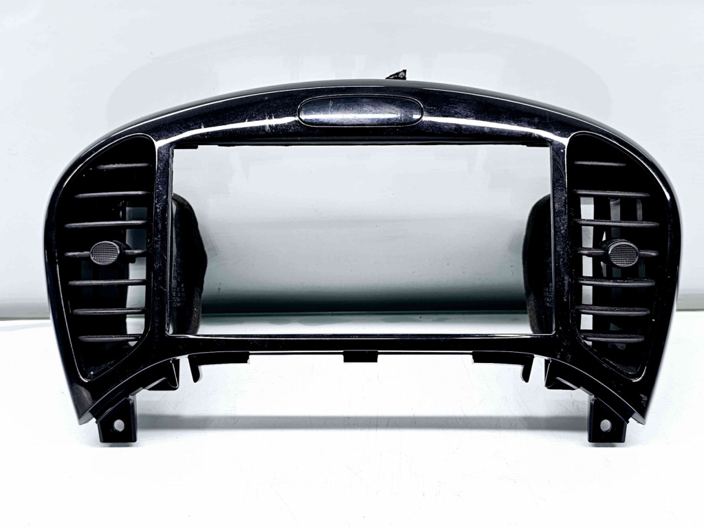 Grila aerisire centrala Nissan Juke [Fabr 2010-2014] Facelift 687511KE0A
