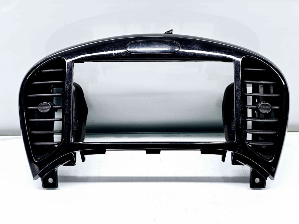 Grila aerisire centrala Nissan Juke [Fabr 2010-2014] Facelift 687511KE0A