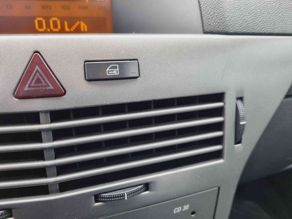 Grila aerisire centrala Opel Astra H [Fabr 2004-2009] OEM