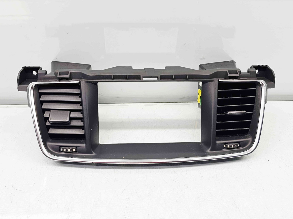 Grila aerisire centrala Peugeot 508 Break GT [Fabr 2010-2018] 9686457877