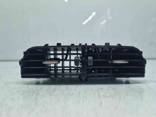 Grila aerisire centrala Renault Clio 4 (B98) Hatchback [Fabr 2012-2020] 687508859R