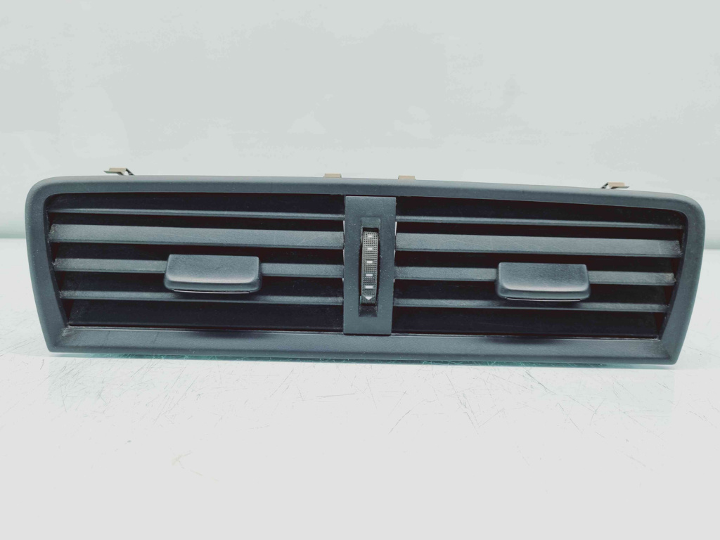 Grila aerisire centrala Skoda Fabia 3 Combi (NJ5) [Fabr 2014-2022] 6V0820951C