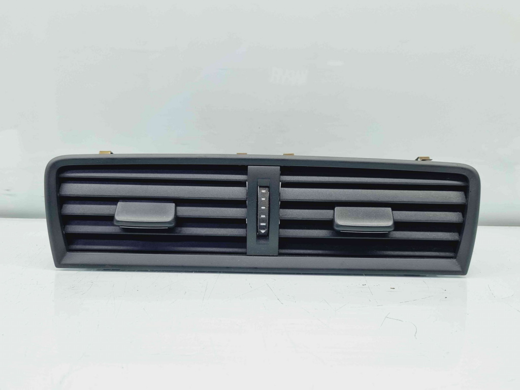Grila aerisire centrala Skoda Fabia 3 Combi (NJ5) [Fabr 2014-2022] 6V0820951A