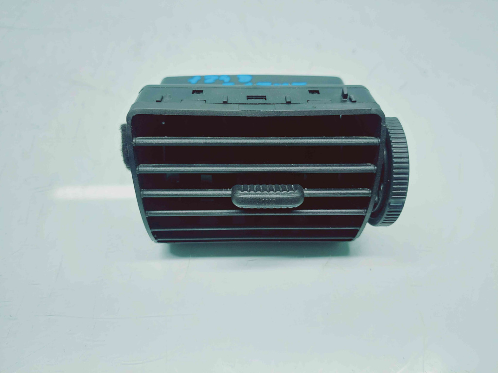 Grila aerisire centrala Volkswagen Fox (5Z1, 5Z3) [Fabr 2003-2011] 5Z0819728