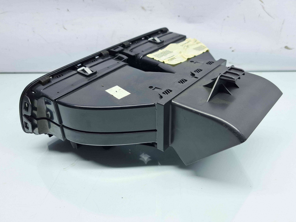 Grila aerisire centrala Volkswagen Scirocco (137) [Fabr 2008-2017] 1Q0819819