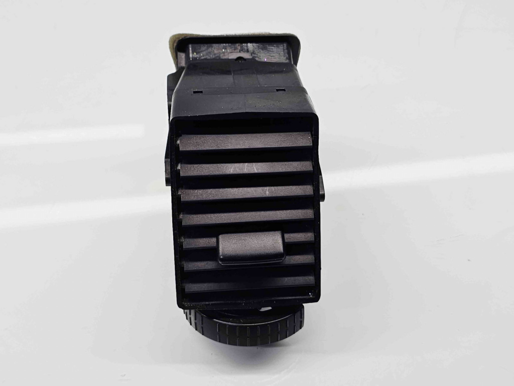 Grila aerisire centrala Volkswagen Transporter 5 Facelift [Fabr 2004-2013] 7E0815705