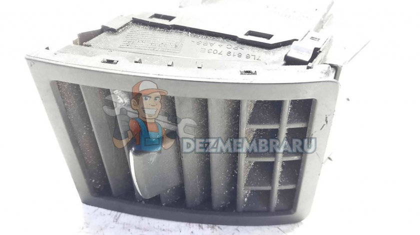 Grila aerisire dreapta 7L6819703E Volkswagen Touareg (7LA, 7L6) [Fabr 2003-2010]