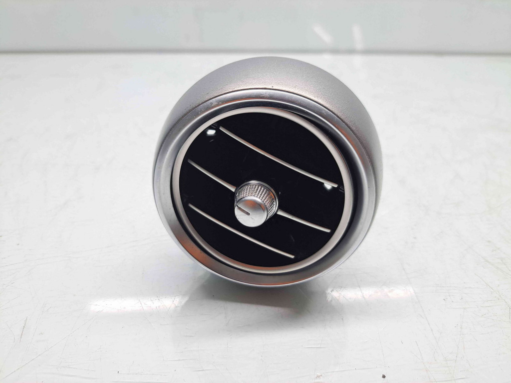Grila aerisire dreapta Mercedes Clasa C Combi (S205) [Fabr 2015-prezent] A2058300301