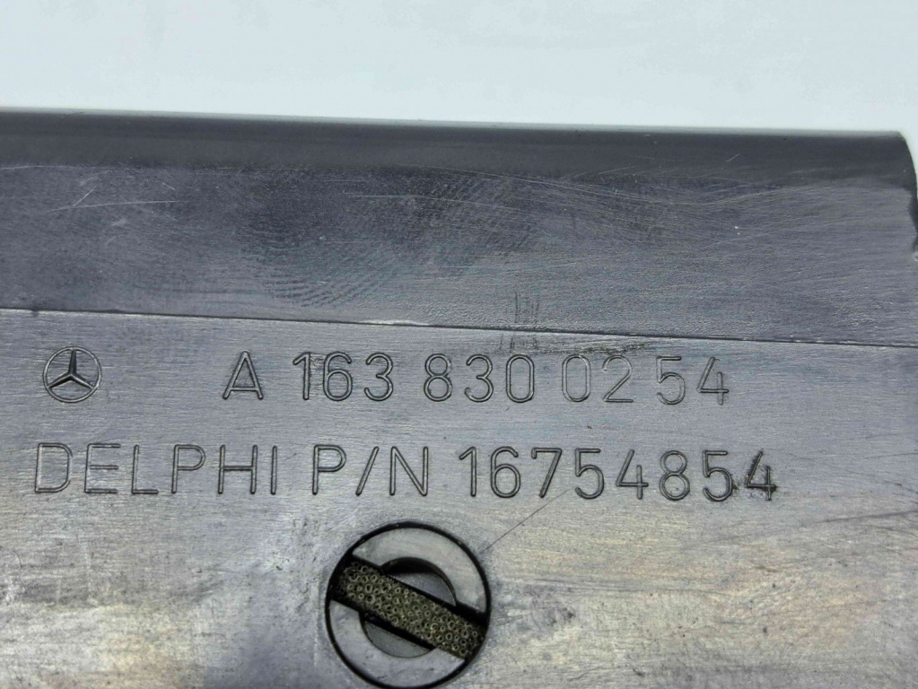 Grila aerisire dreapta Mercedes Clasa ML (W163) [Fabr 1998-2005] A1638300254