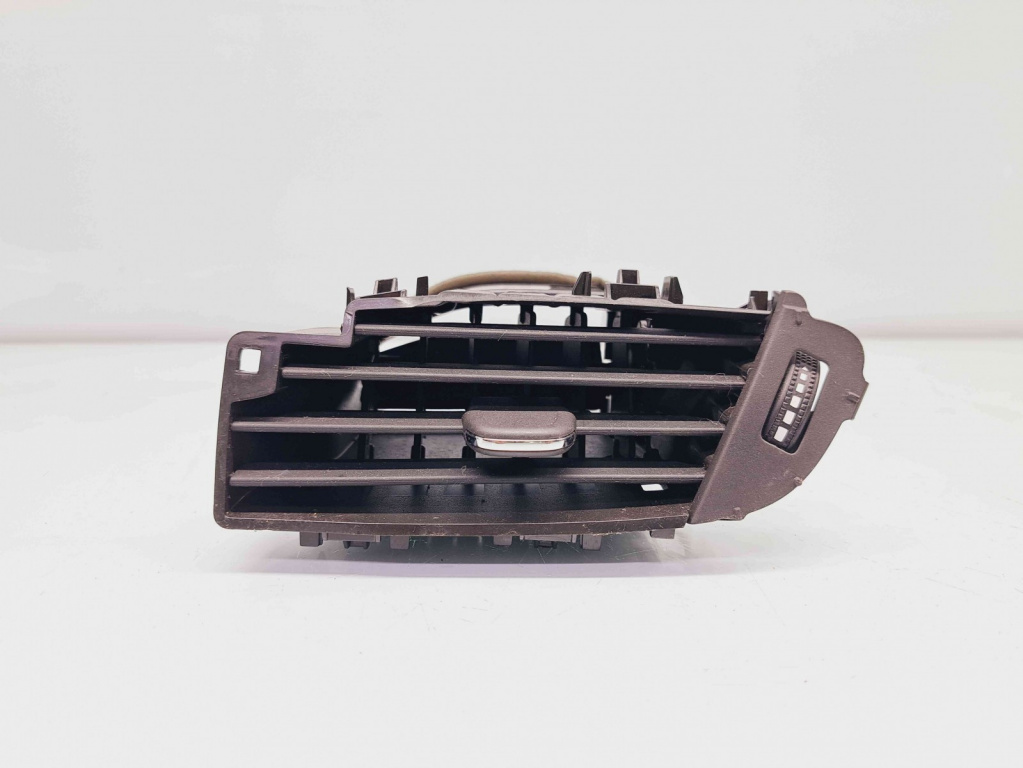 Grila aerisire dreapta Opel Astra K Hatchback [Fabr 2015-2022] 39079604