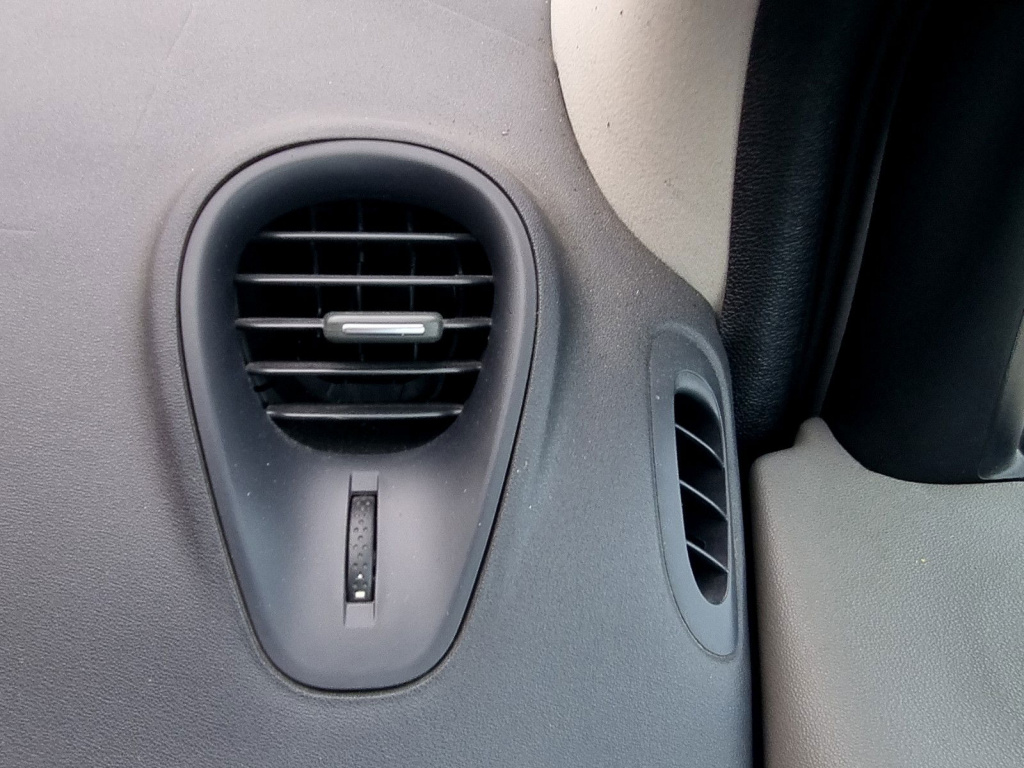 Grila aerisire dreapta Renault Scenic 2 [Fabr 2003-2008] 1.5 DCI K9K734 76KW / 103CP