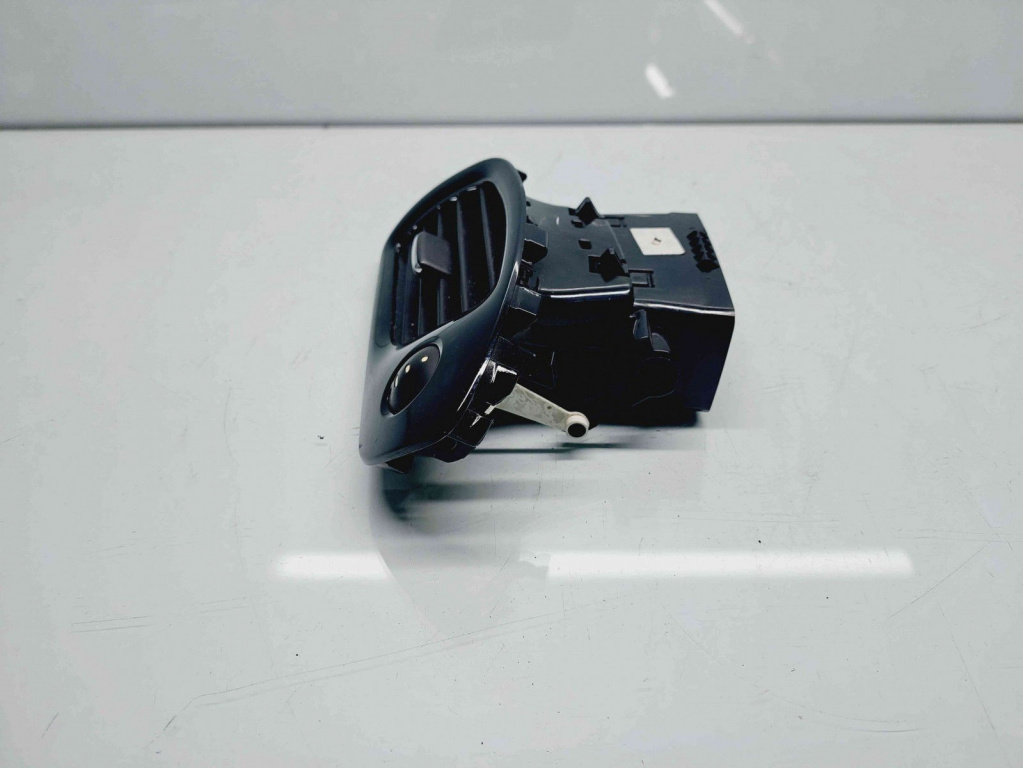 Grila aerisire dreapta Renault Scenic 3 (J95) Facelift [Fabr 2009-2015] 1012127