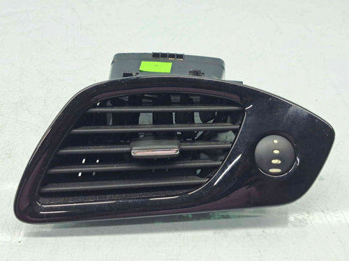 Grila aerisire dreapta Renault Scenic 3 (J95) Facelift [Fabr 2009-2015] 1012127