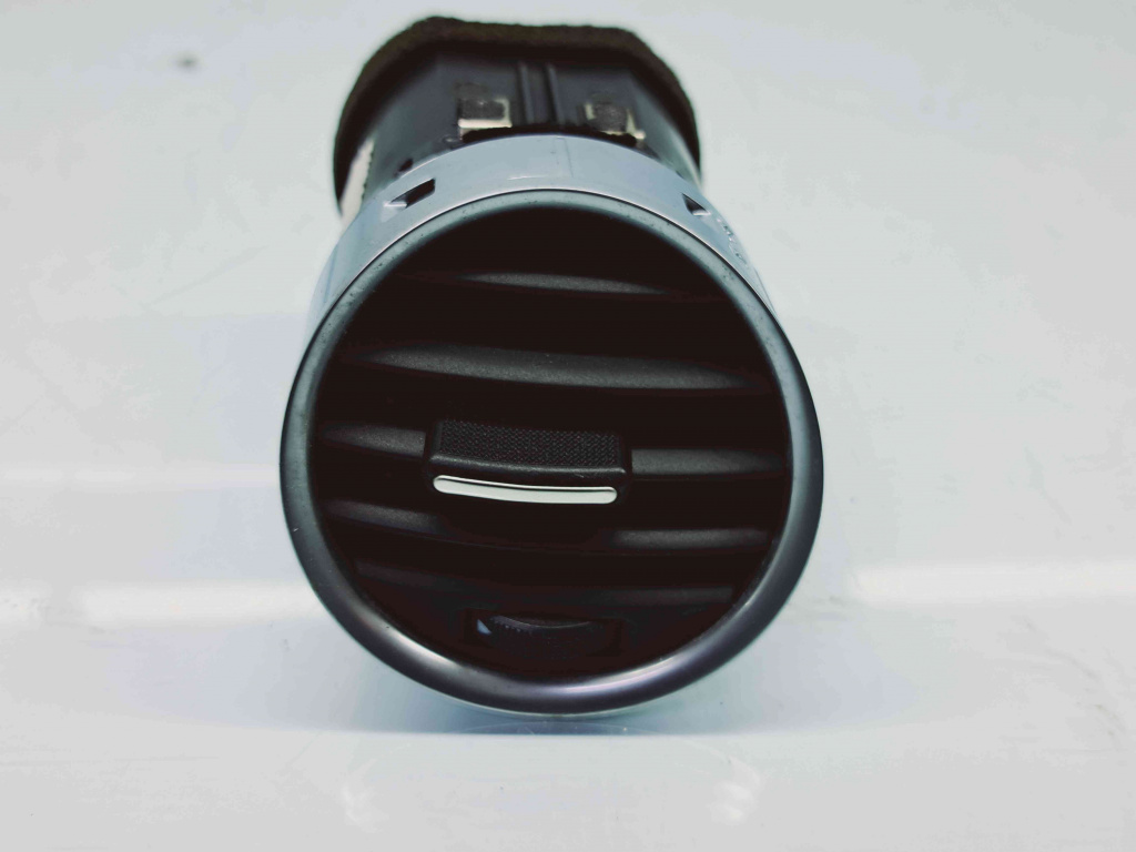 Grila aerisire dreapta Seat Exeo (3R2) [Fabr 2008-2013] 3R0820902