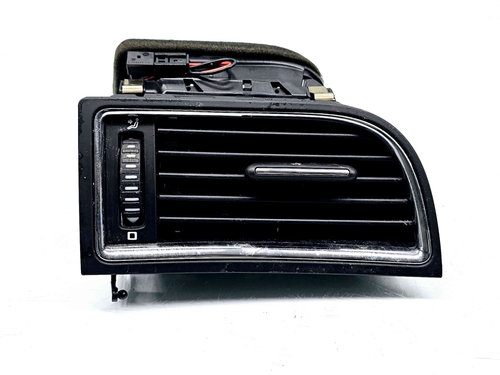 Grila aerisire dreapta Skoda Superb II Combi (3T5) [Fabr 2009-2015] 3T0819702