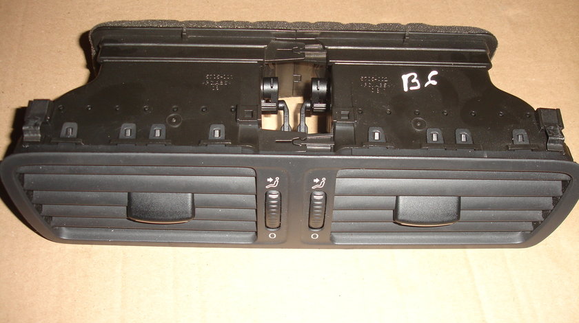 Grila aerisire mijloc vw passat b6 an 2006-2010