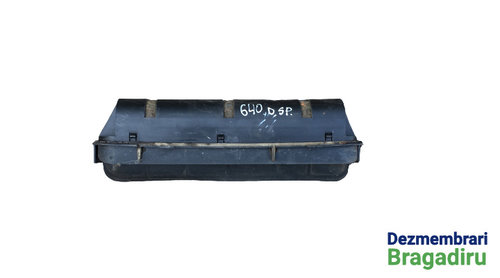 Grila aerisire portbagaj dreapta Cod: 9635064680 Citroen C4 [2004 - 2008] Hatchback 3-usi 1.6 HDi MT...