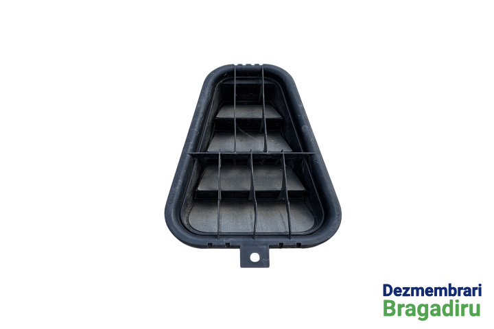Grila aerisire portbagaj dreapta Seat Exeo [2009 - 2012] Sedan 2.0 TDI MT (143 hp) Cod motor: CAGA, Cod culoare: LW7X