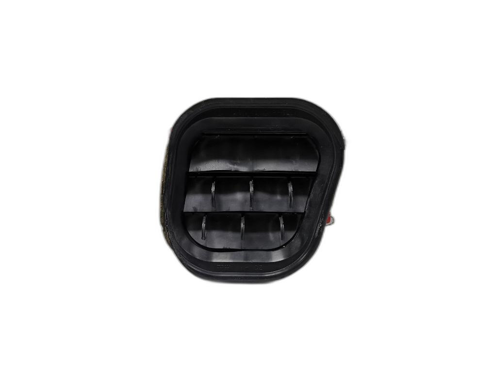 Grila aerisire portbagaj dreapta Volkswagen Touran (1T3) 2.0 TDI CFHC 2012 VOLKSWAGEN TOURAN (1T3) [ 2010 - 2015 ] OEM 1T0819466C