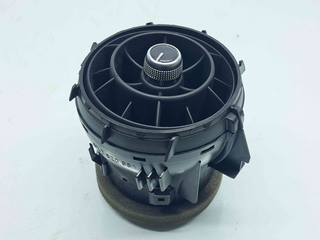 Grila aerisire stanga Audi A1 (8X1) [Fabr 2010-2018] 8X2820951