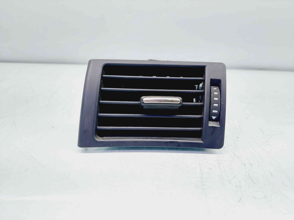 Grila aerisire stanga Audi A4 (8E5, B6) Avant [Fabr 2001-2004] 8E0820901F