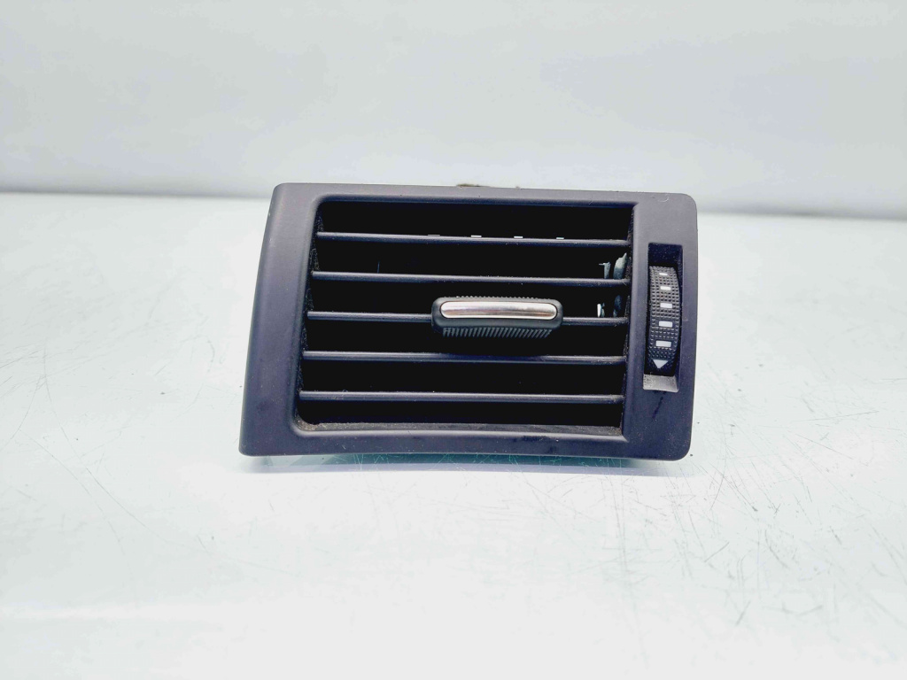 Grila aerisire stanga Audi A4 (8E5, B6) Avant [Fabr 2001-2004] 8E0820901F
