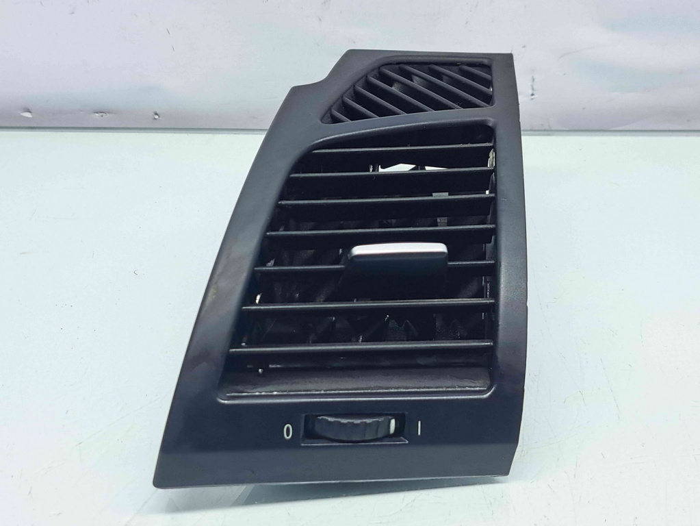Grila aerisire stanga Bmw 1 (E81, E87) [Fabr 2004-2010] 7059187