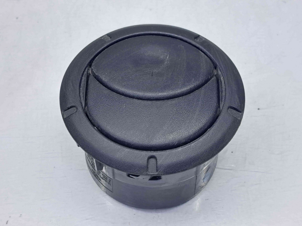 Grila aerisire stanga Dacia Logan (LS) [Fabr 2004-2012] 8200464605 8200212480