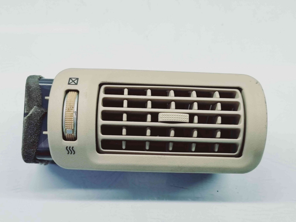 Grila aerisire stanga Hyundai Santa Fe 2 (CM) [Fabr 2005-2012] U04467-3800