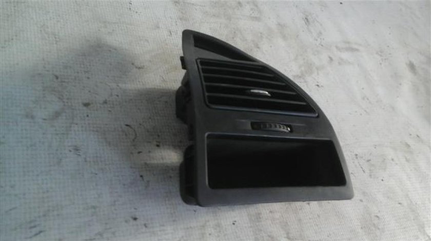 Grila aerisire stanga interior Citroen C4 An 2008 2009 2010 2011 2012 2013 cod 9649598977