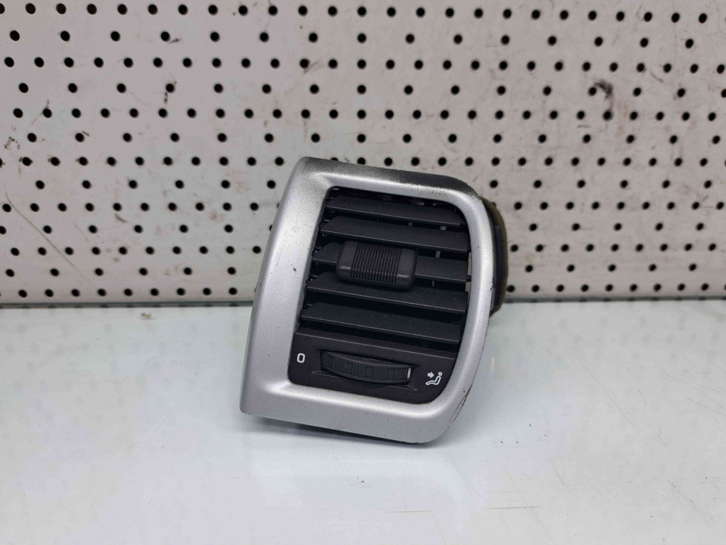 Grila aerisire stanga Skoda Roomster (5) [Fabr 2006-2015] 5J0819701